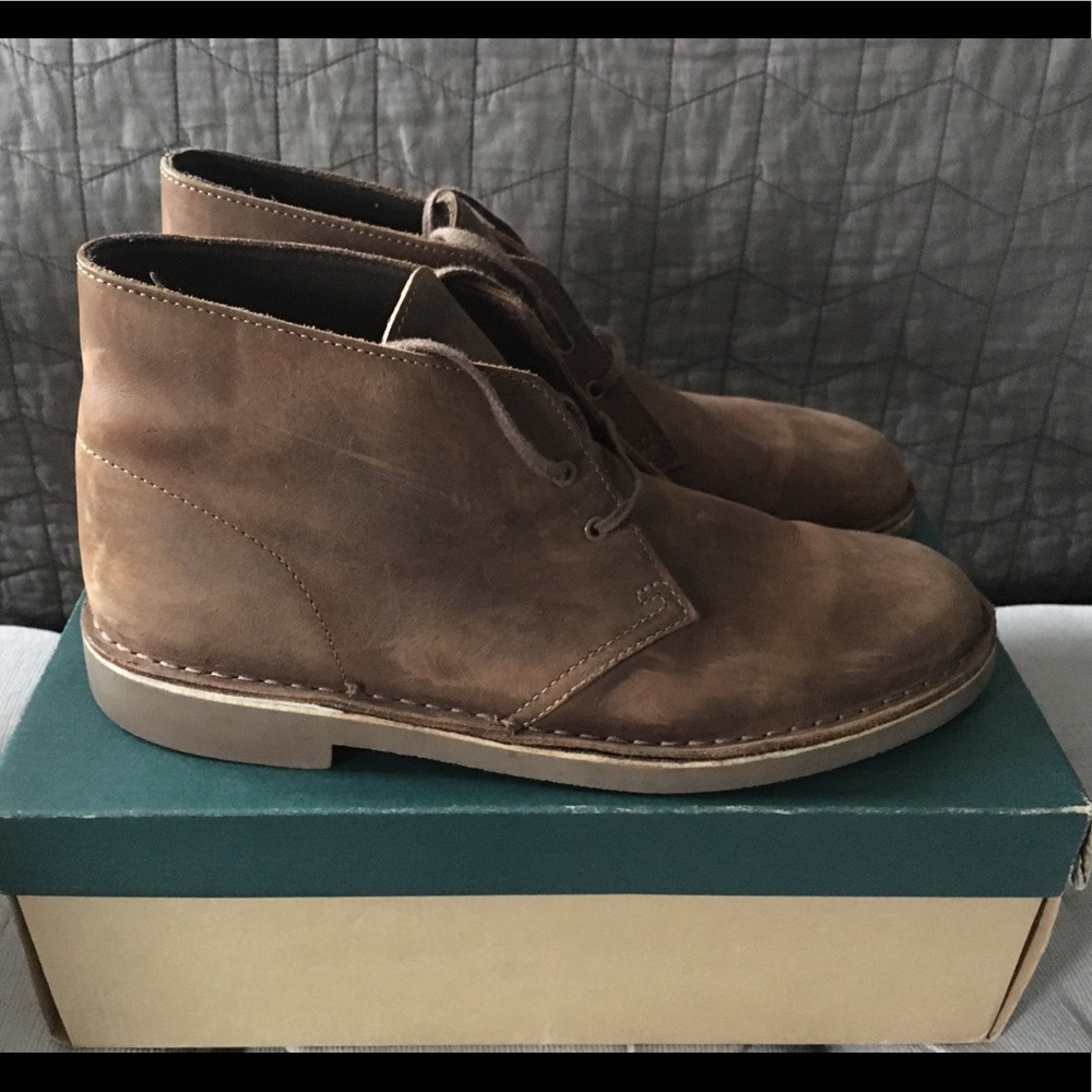 Men’s Clarks Beeswax boots in excellent condition